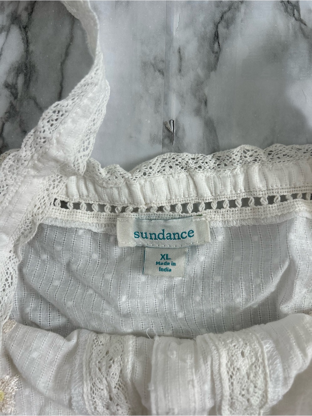 Sundance | women’s size XL Daisy floral embroidered, eyelet button front tank - Picture 2 of 11